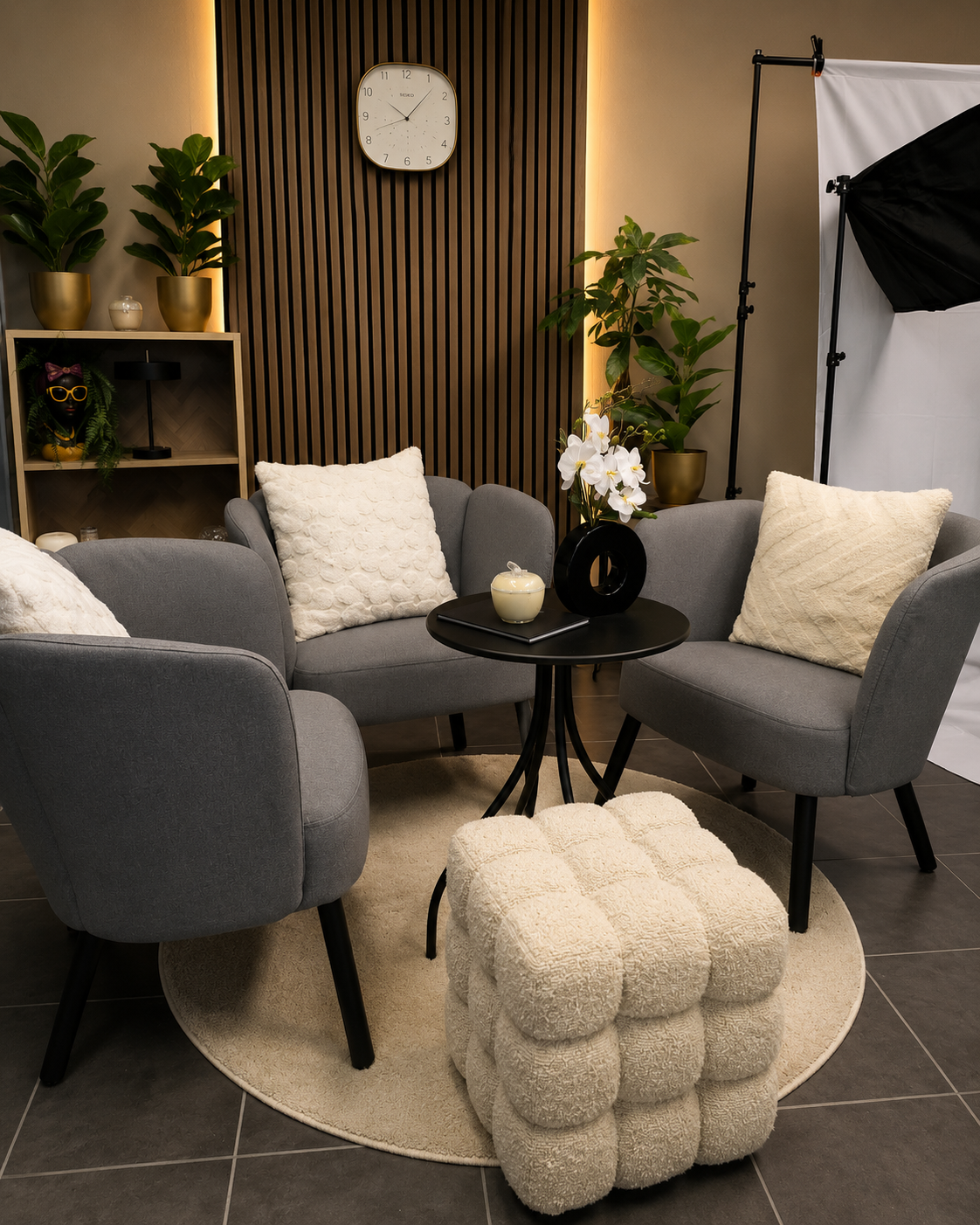 Relax Lounge